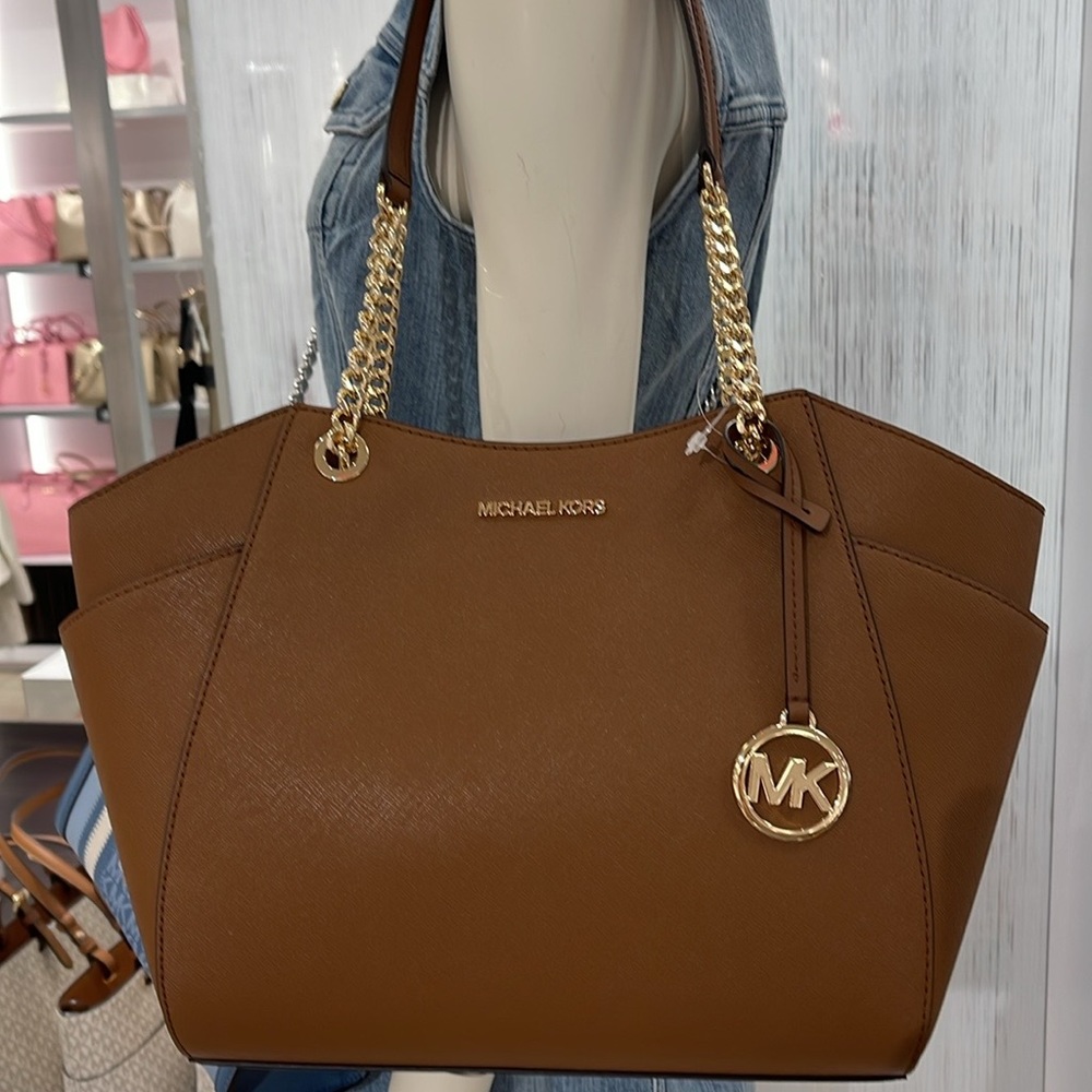 MICHAEL KORS LG CHAIN SHOULDER TOTE LUGGAGE NWT - Picture 2 of 16